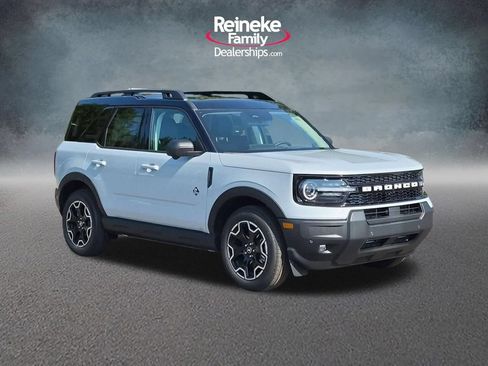 New 2026 Ford Bronco Sport Outer Banks w/ Outer Banks Tech Package+ AWD/4WD image 3
