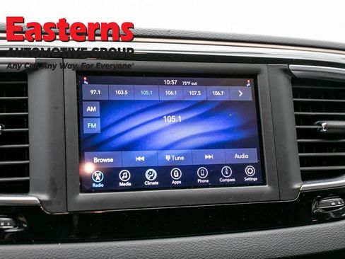 Used 2021 Chrysler Voyager L FWD image 18