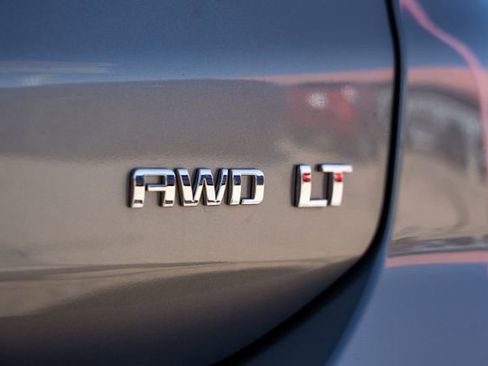 Used 2023 Chevrolet Equinox LT image 11