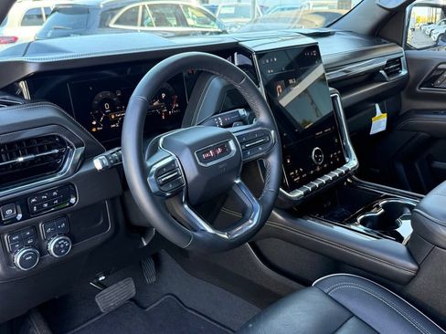 Used 2025 GMC Yukon Elevation AWD/4WD image 21