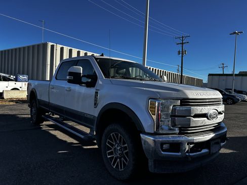 Used 2019 Ford F350 Lariat w/ Lariat Ultimate Package image 7
