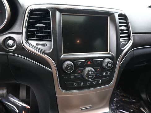 Used 2016 Jeep Grand Cherokee Limited w/ Trailer Tow Group IV AWD/4WD image 15