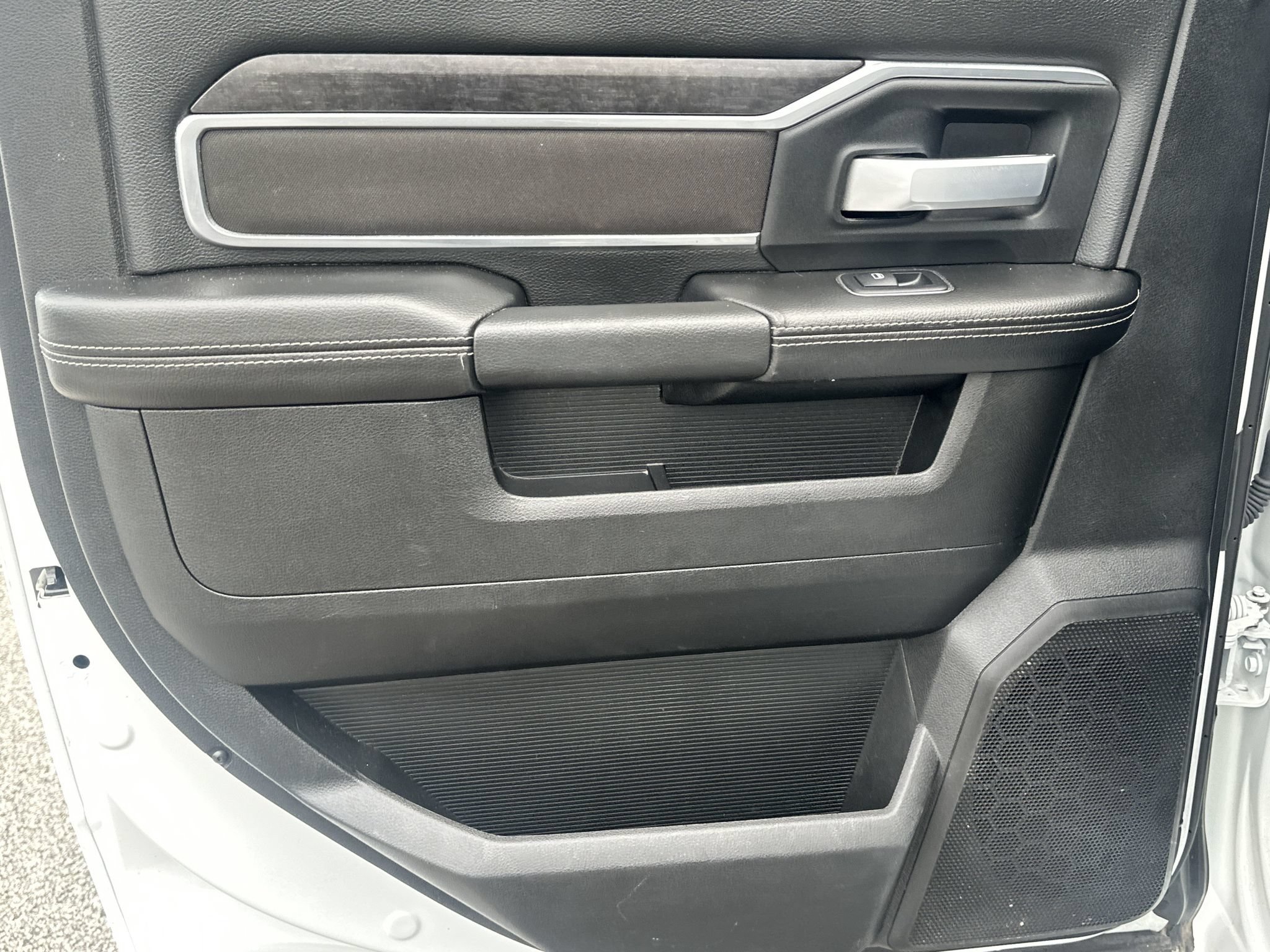 Used 2024 RAM 2500 Big Horn AWD/4WD image 14