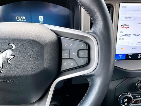 Used 2025 Ford Bronco Outer Banks image 27