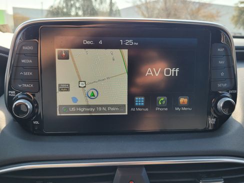 Used 2020 Hyundai Santa Fe Limited image 24