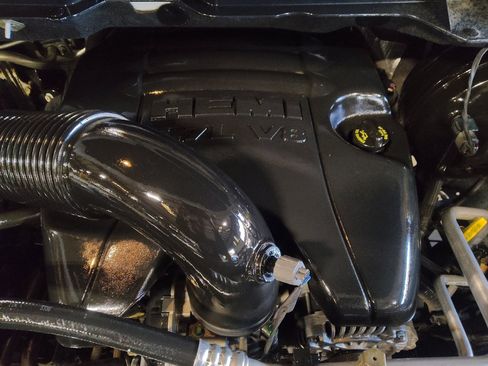 Used 2017 RAM 1500 Laramie w/ Convenience Group image 30