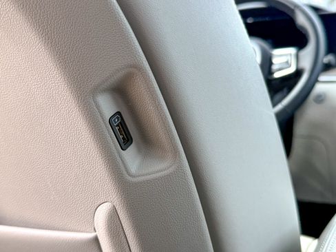 Certified 2023 Kia Sorento S w/ Panoramic Sunroof Package image 37