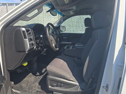 Used 2018 Chevrolet Silverado 1500 LT w/ All Star Edition AWD/4WD image 5