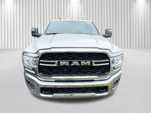 New 2024 RAM 3500 Tradesman image 12