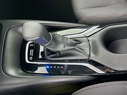 Used 2025 Toyota Corolla SE image 17