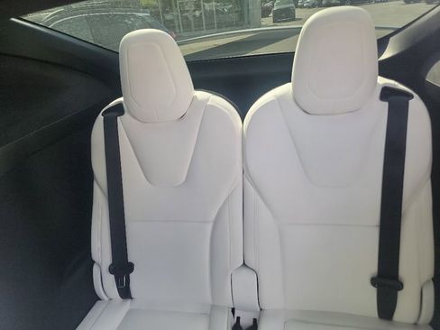Used 2021 Tesla Model X Performance AWD/4WD image 7