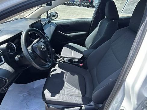Used 2022 Toyota Corolla LE FWD image 17