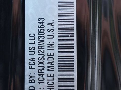 Used 2024 Jeep Wrangler Rubicon 392 image 26