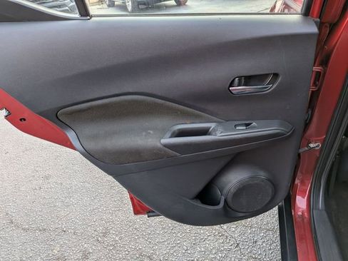 Used 2020 Nissan Kicks SV image 26