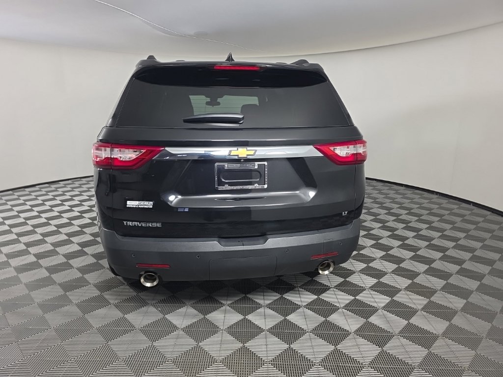 Used 2020 Chevrolet Traverse LT FWD image 4