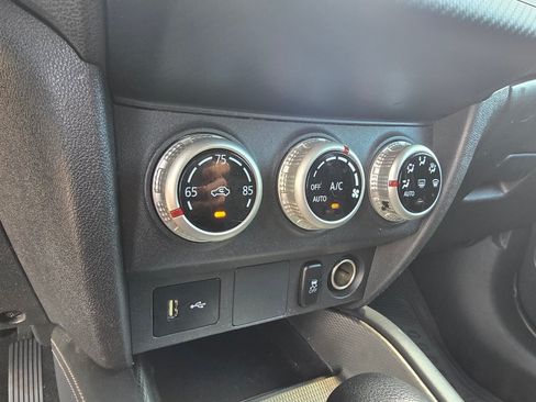 Used 2021 Mitsubishi Outlander Sport LE FWD image 20
