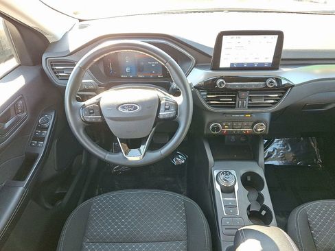 Used 2023 Ford Escape Active image 12