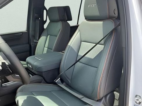 New 2026 GMC Yukon XL AT4 w/ AT4 Premium Plus Package AWD/4WD image 26