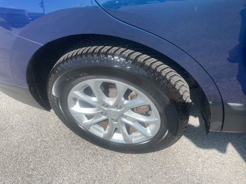 Used 2019 Chevrolet Equinox LT FWD image 16