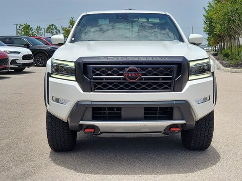 Used 2024 Nissan Frontier PRO-4X w/ Technology Package AWD/4WD image 2