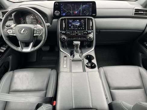 Used 2024 Lexus LX 600 4WD w/ Appearance Package image 3