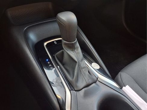 Used 2023 Toyota Corolla LE FWD image 10