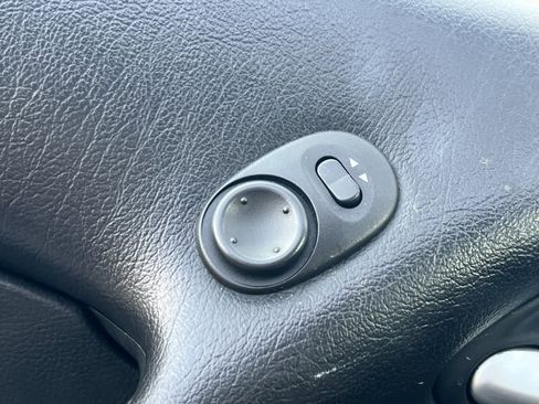 Used 2006 Pontiac GTO image 13