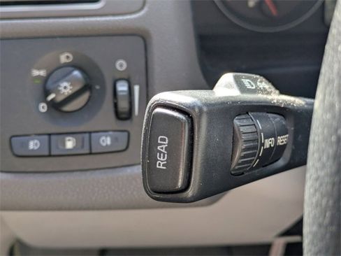 Used 2008 Volvo S40 2.4i image 28