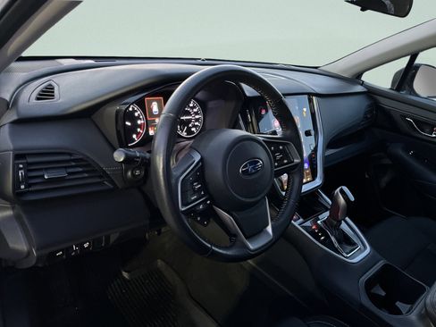 Used 2022 Subaru Outback Premium image 18