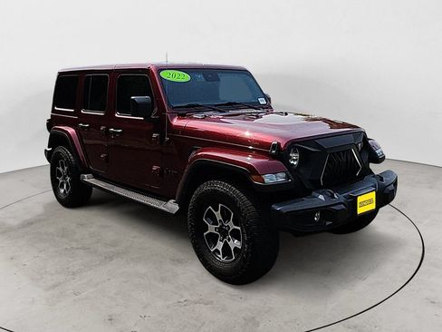 Used 2022 Jeep Wrangler Unlimited Sahara AWD/4WD image 3