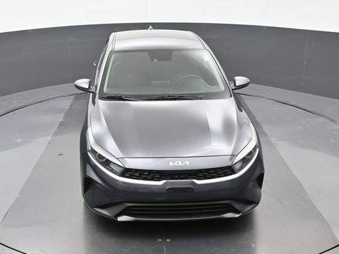 Used 2022 Kia Forte LXS FWD image 34