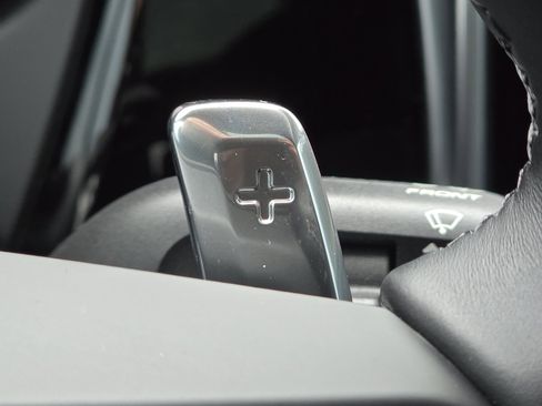 Certified 2024 Porsche Macan S image 24