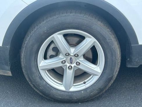 Used 2018 Ford Explorer 4WD image 12