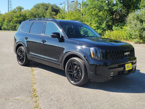 Used 2024 Kia Telluride SX X-Line AWD/4WD image 3