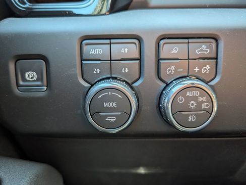 New 2026 GMC Sierra 1500 AT4 AWD/4WD image 20
