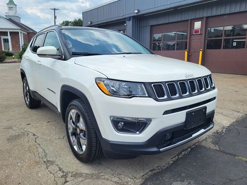 Used 2019 Jeep Compass Limited w/ Advanced Safety Group AWD/4WD image 1