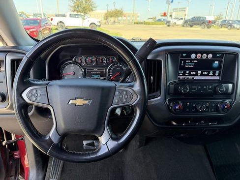 Used 2018 Chevrolet Silverado 1500 LT w/ Texas Edition image 13
