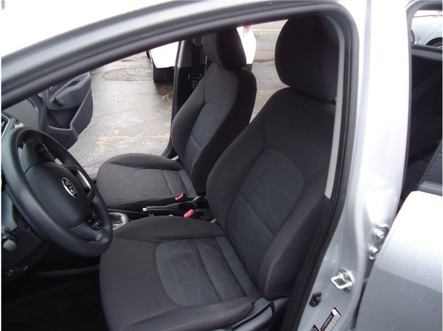 Used 2016 Kia Rio LX FWD image 11