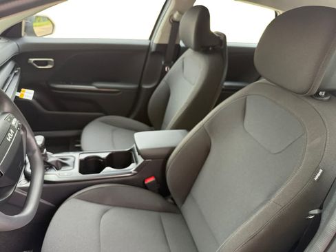 New 2026 Kia K4 FWD image 11