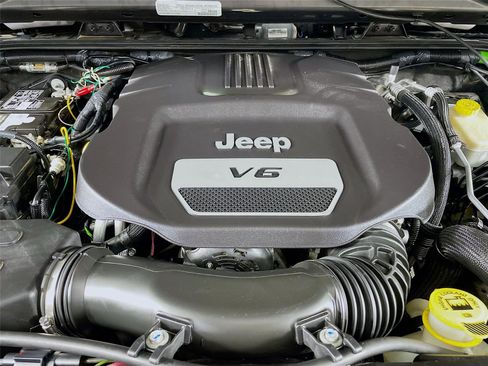 Used 2016 Jeep Wrangler Unlimited Sport w/ Quick Order Package 24S image 29