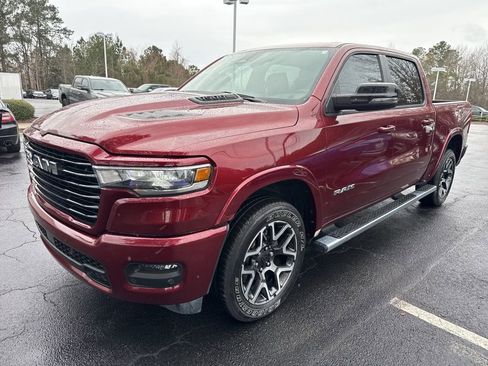 Used 2025 RAM 1500 Laramie w/ Sport Appearance Package image 8