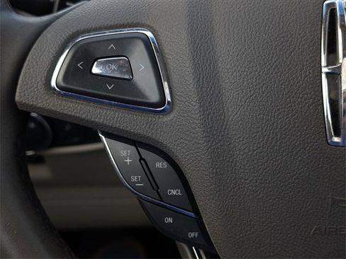 Used 2018 Lincoln MKX Reserve w/ Lincoln MKX Climate Package image 13