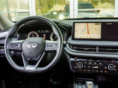 Certified 2023 INFINITI QX60 Luxe w/ Cargo Package AWD/4WD image 17