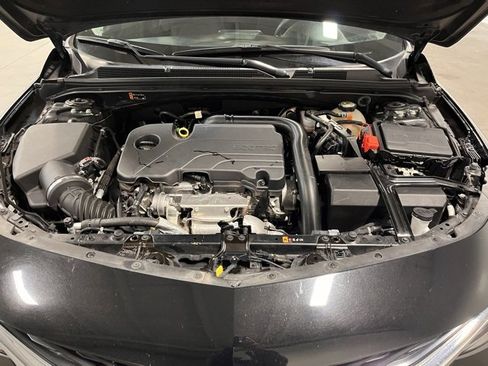 Used 2022 Chevrolet Malibu LT image 9