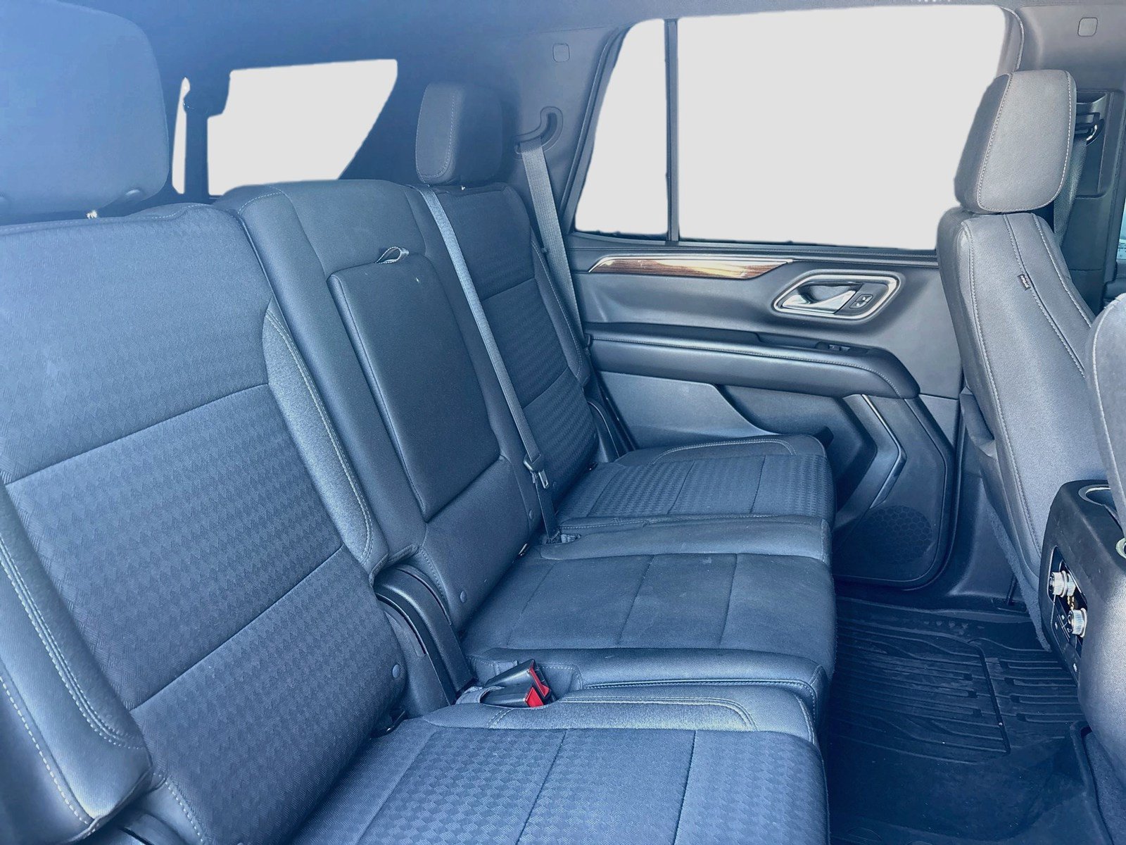 Used 2022 GMC Yukon SLE w/ Gmc Pro Safety Plus Package RWD image 21
