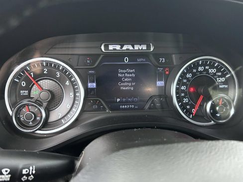 Used 2022 RAM 1500 Laramie AWD/4WD image 14