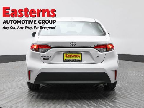 Used 2024 Toyota Corolla LE image 6