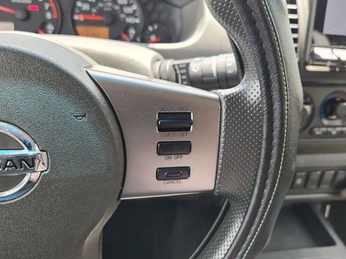 Used 2010 Nissan Xterra X AWD/4WD image 27