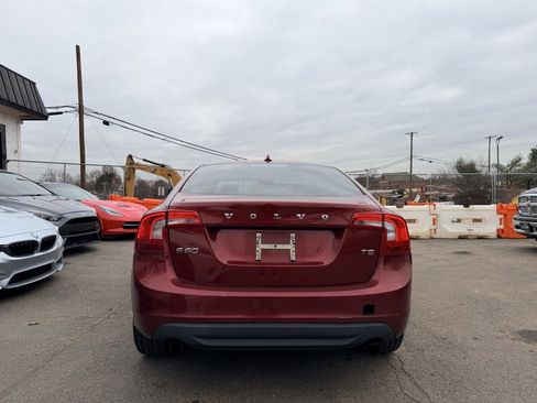 Used 2012 Volvo S60 T5 image 6