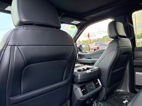 New 2025 Ford F150 Lariat w/ Equipment Group 502A High image 24